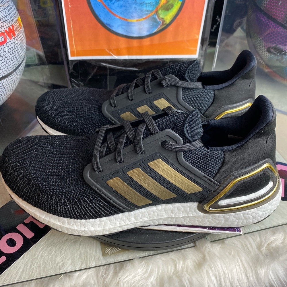 🆕 Adidas UltraBoost 2020 Black Gold - Mens Sizes - Picture 3 of 11